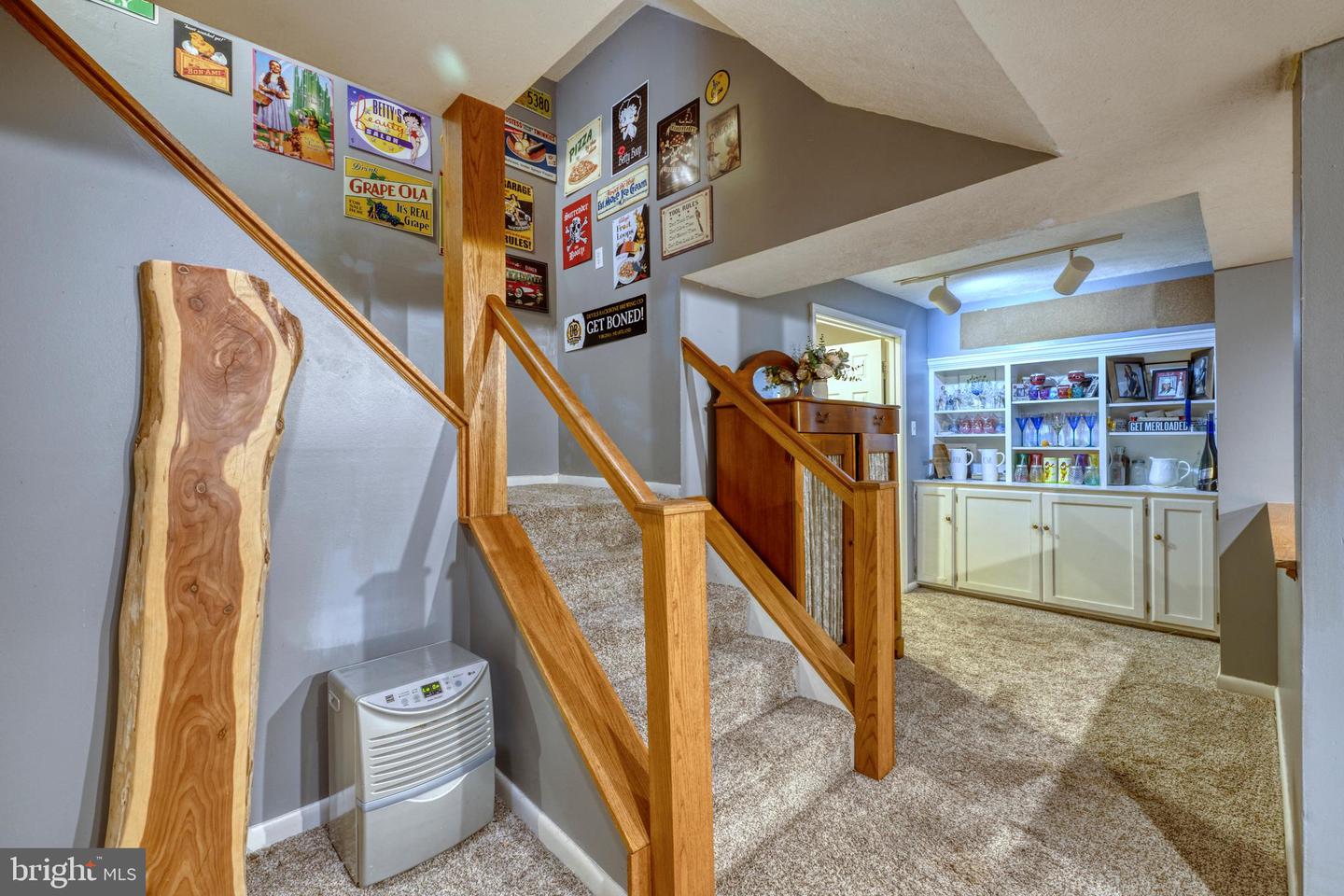 4909 Tallowwood DRIVE