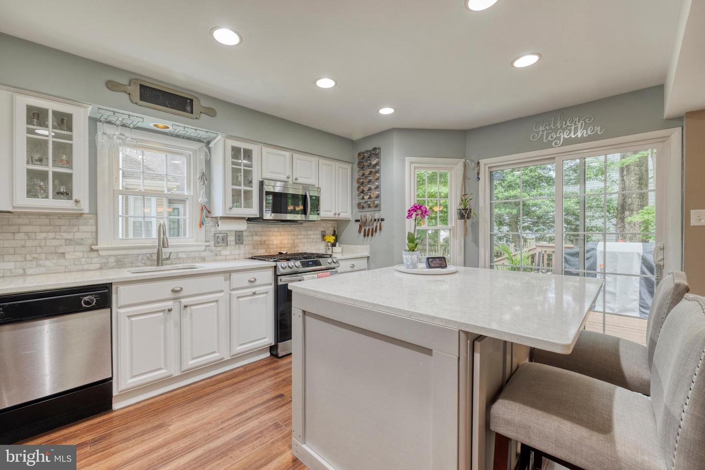 4909 Tallowwood DRIVE