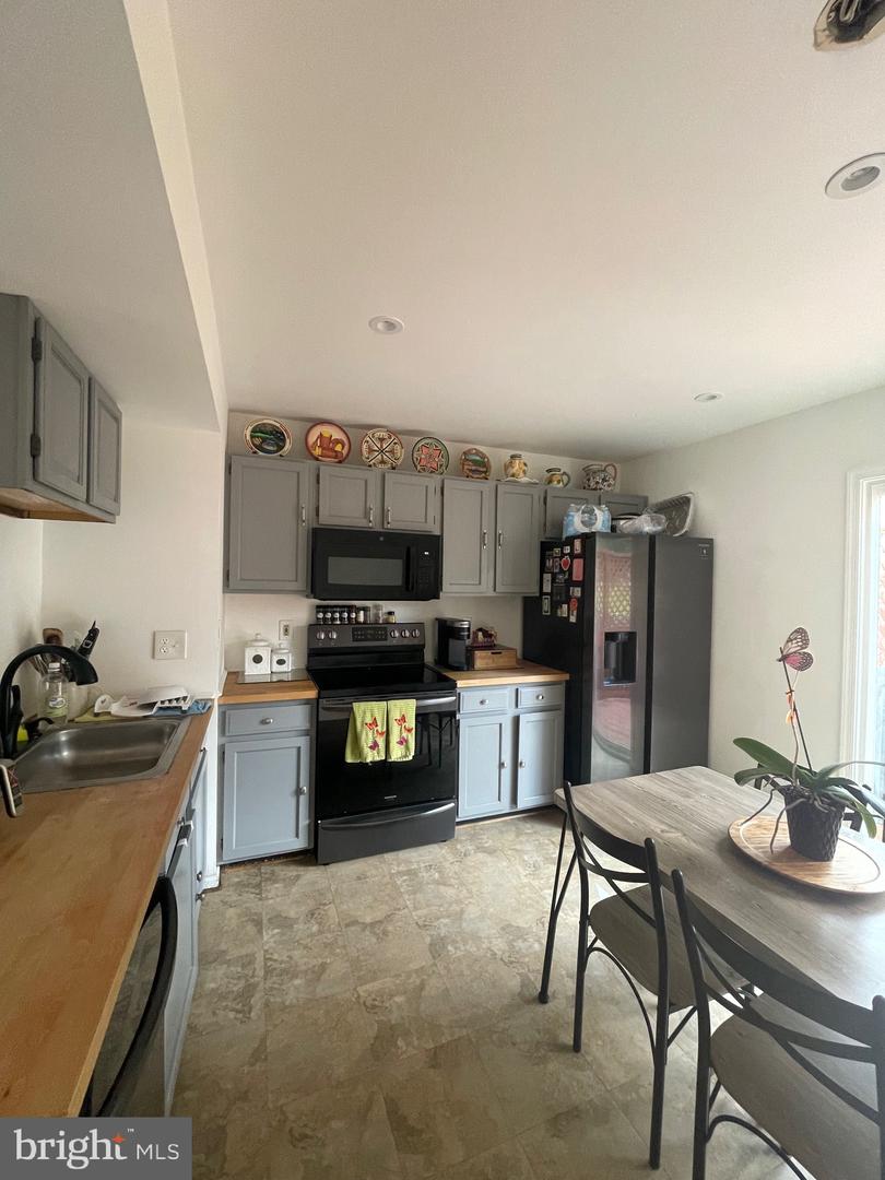 3078 Antrim CIRCLE