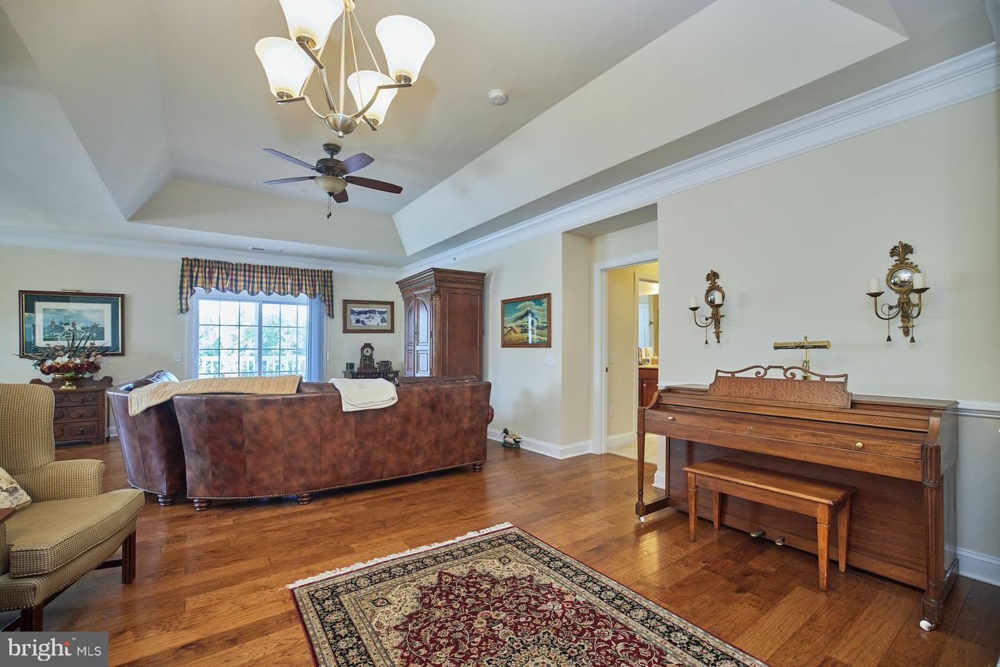 15211 Royal Crest DRIVE Unit: 406