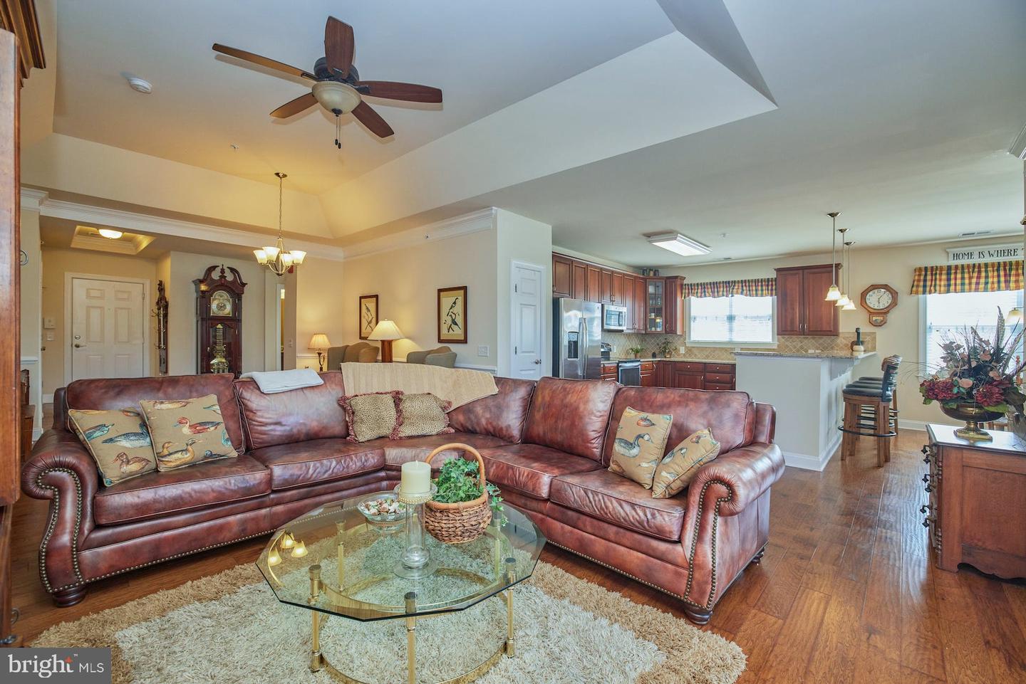 15211 Royal Crest DRIVE Unit: 406