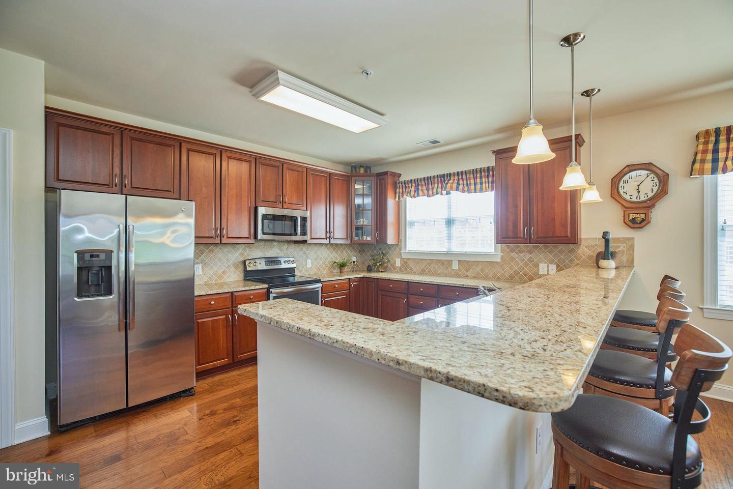 15211 Royal Crest DRIVE Unit: 406