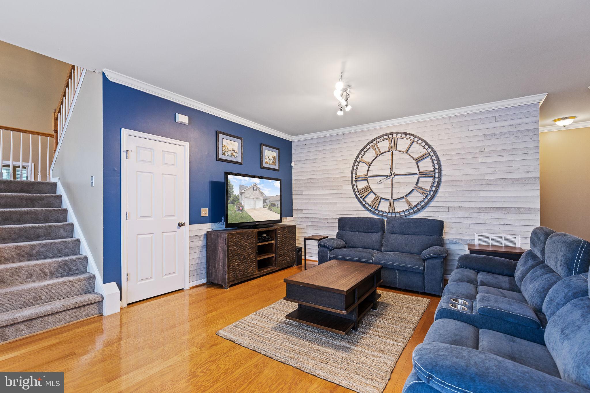 17260 Four Seasons Dr
