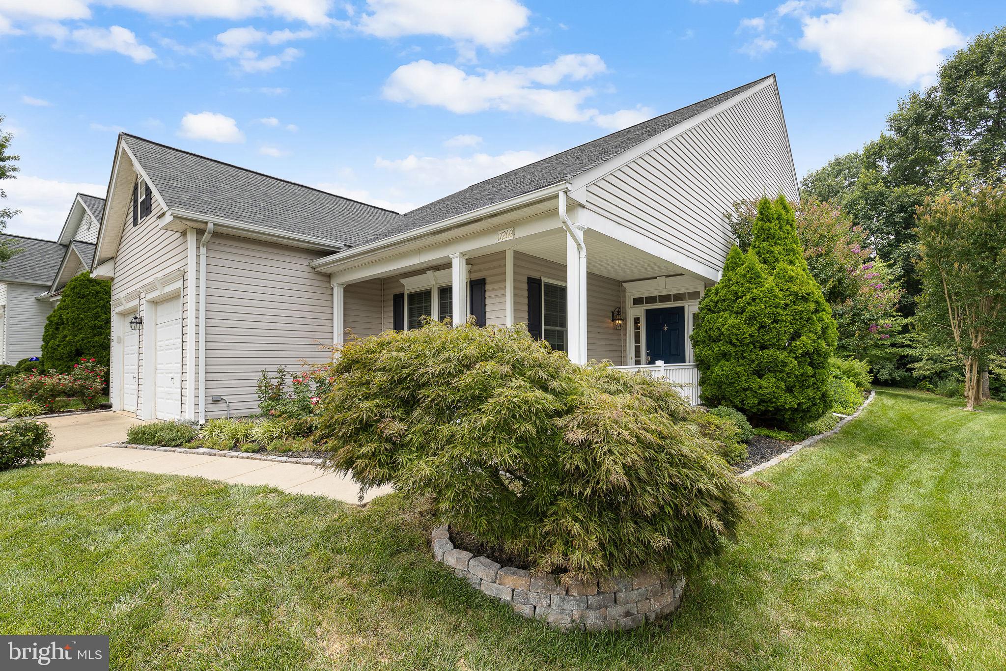 17260 Four Seasons Dr