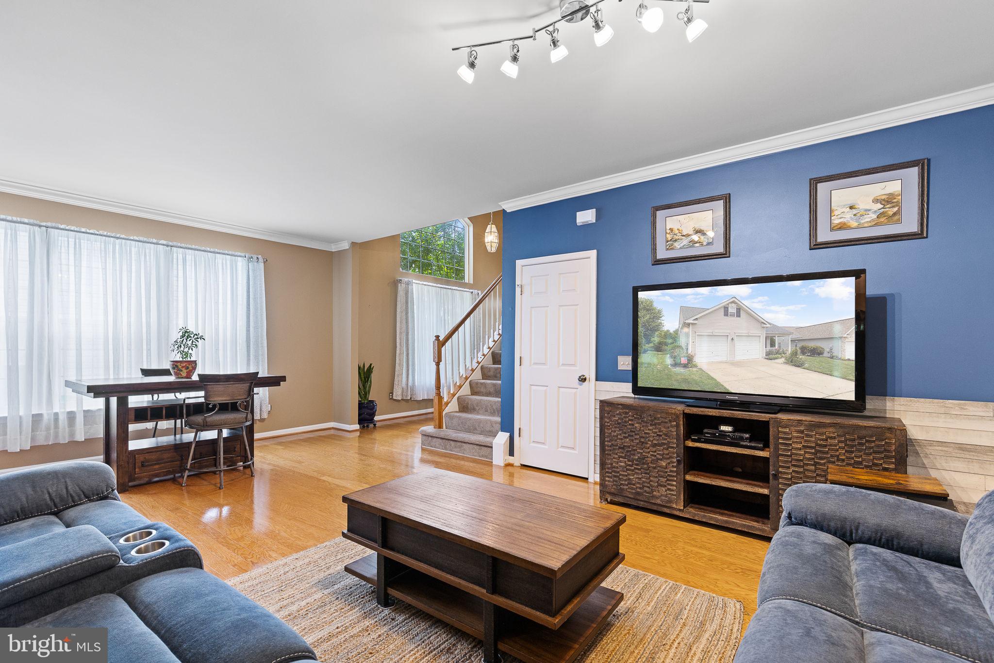 17260 Four Seasons Dr