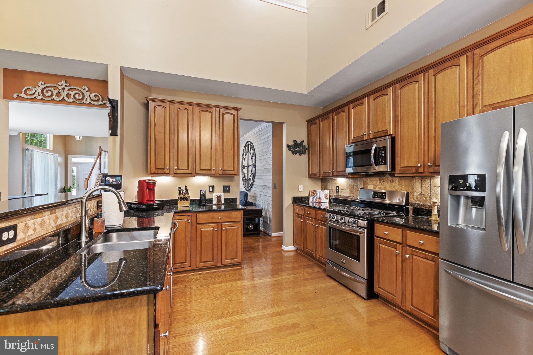 17260 Four Seasons Dr