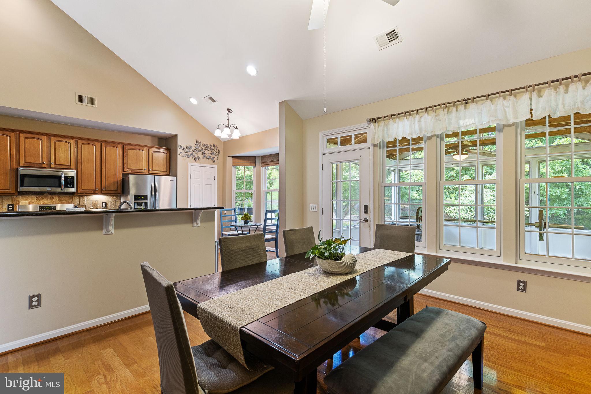 17260 Four Seasons Dr