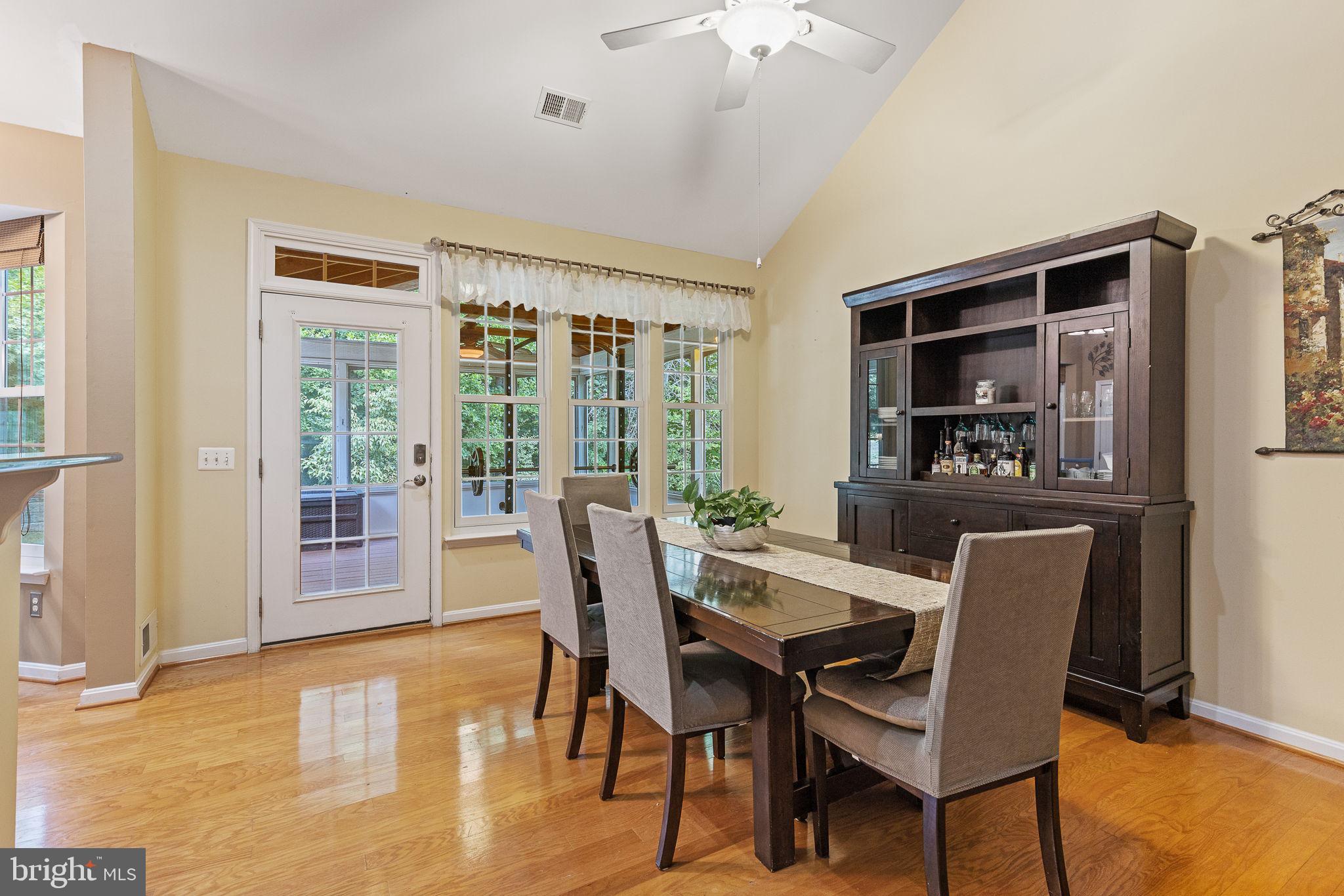 17260 Four Seasons Dr