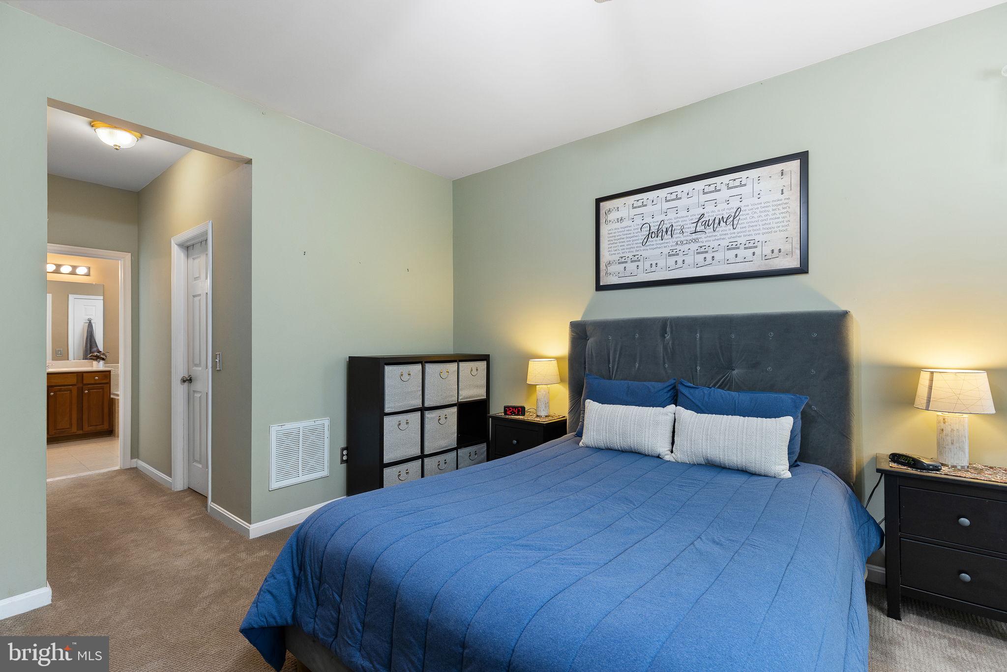 17260 Four Seasons Dr
