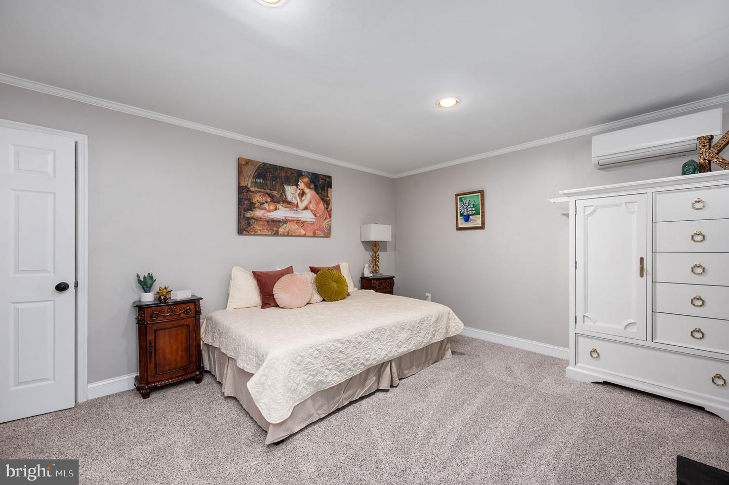 12019 Parkriver DRIVE