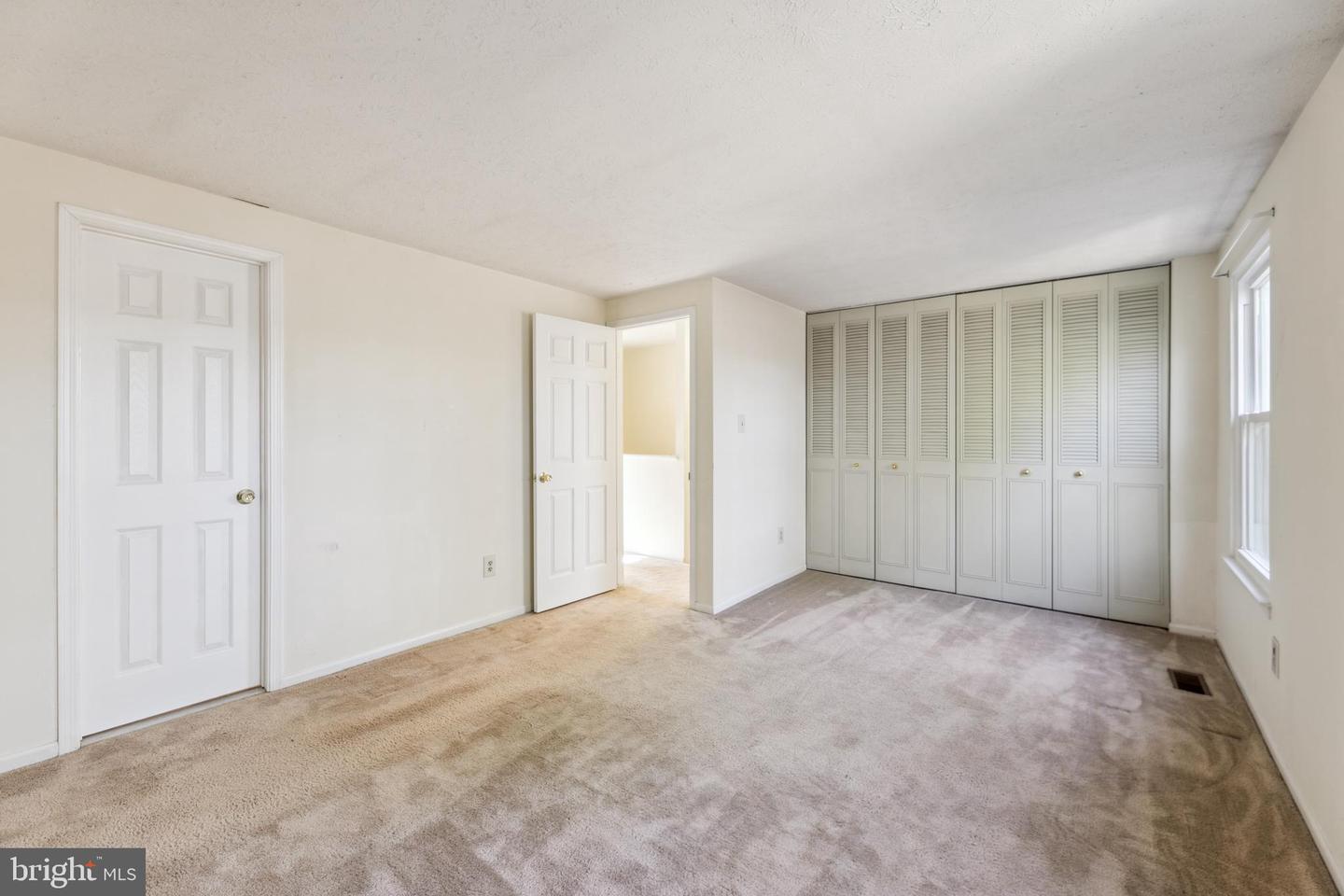 15023 Oak Crest COURT