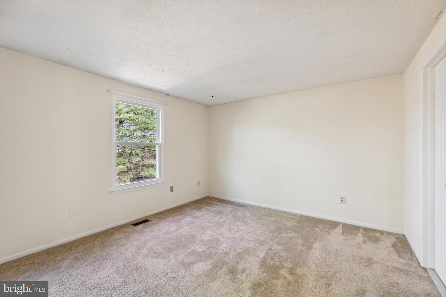 15023 Oak Crest COURT