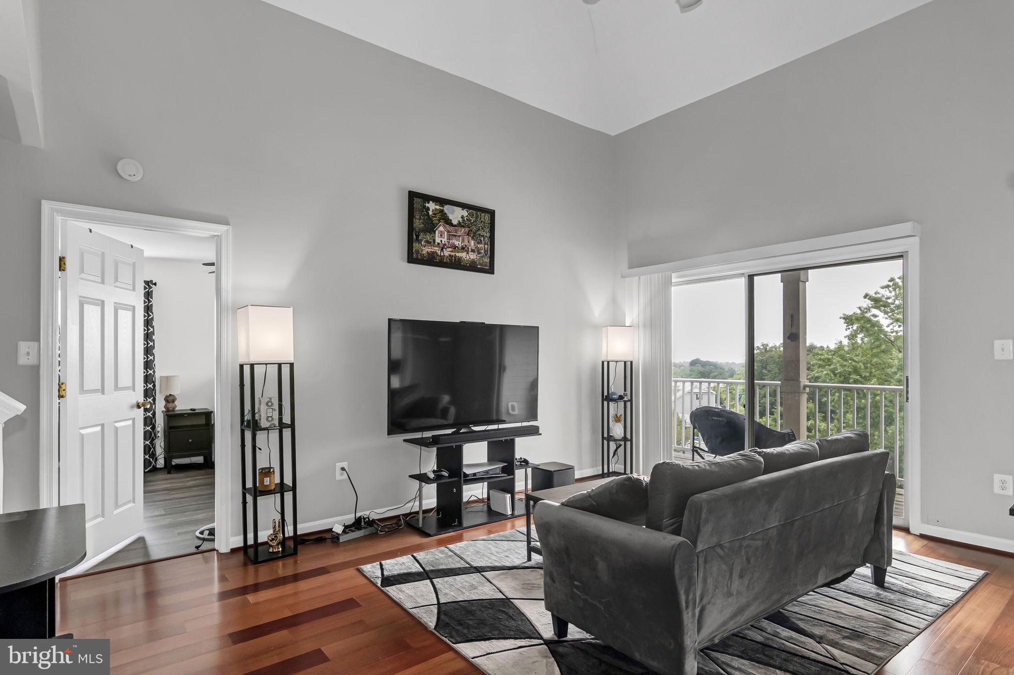 1066 Gardenview Loop Loop Unit: 402