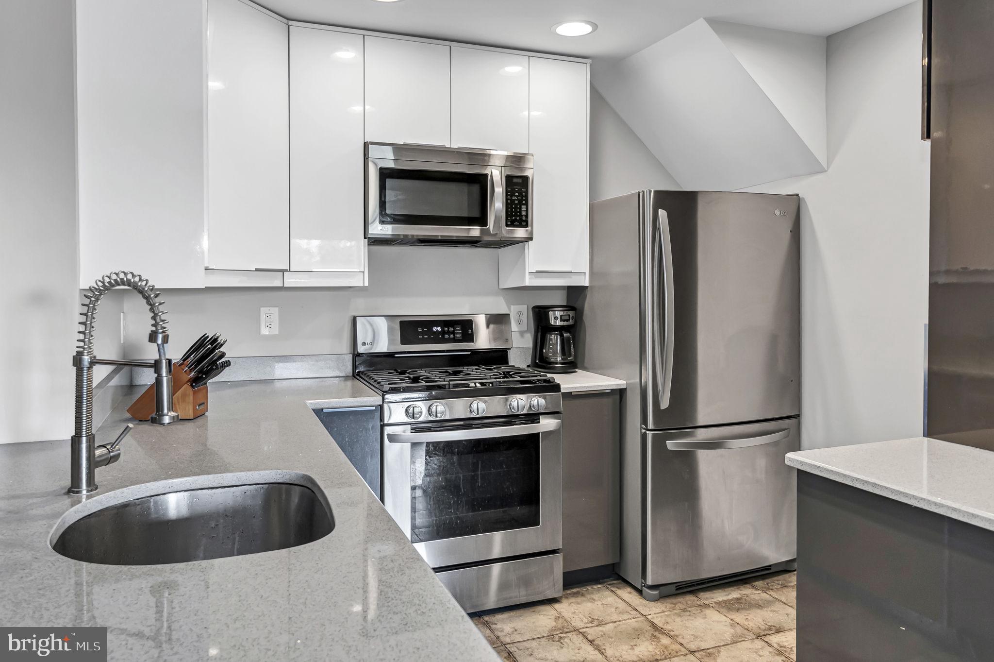 1066 Gardenview Loop Loop Unit: 402