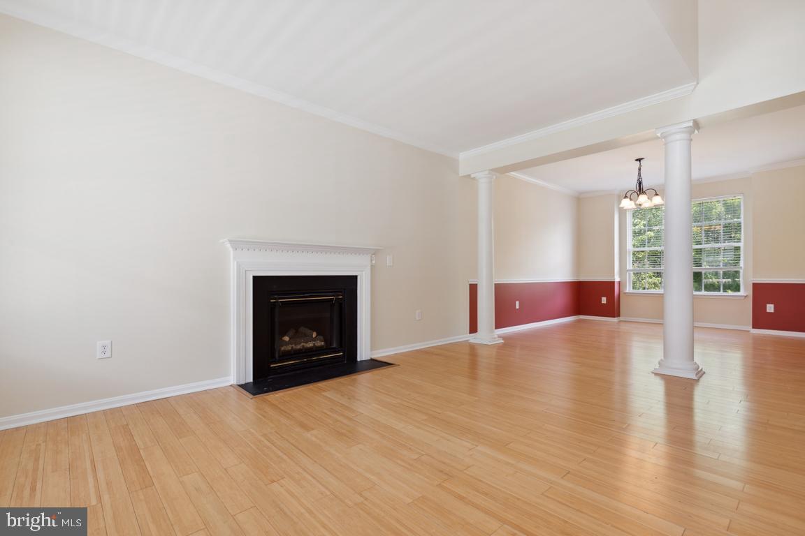 6178 Oaklawn LANE
