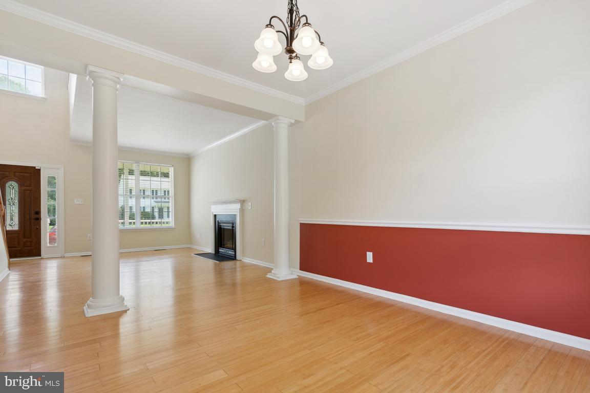 6178 Oaklawn LANE