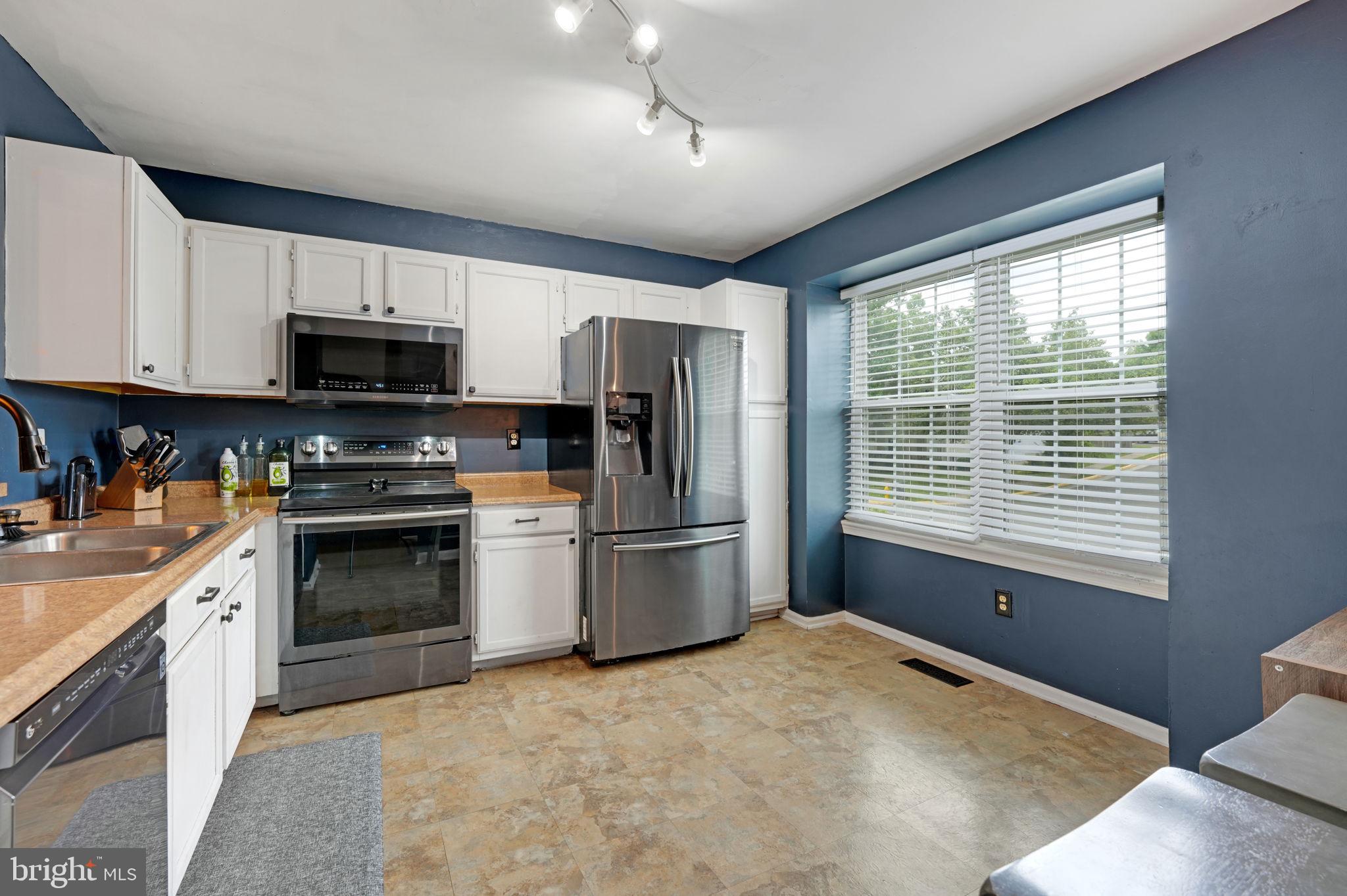 3111 Antrim CIRCLE