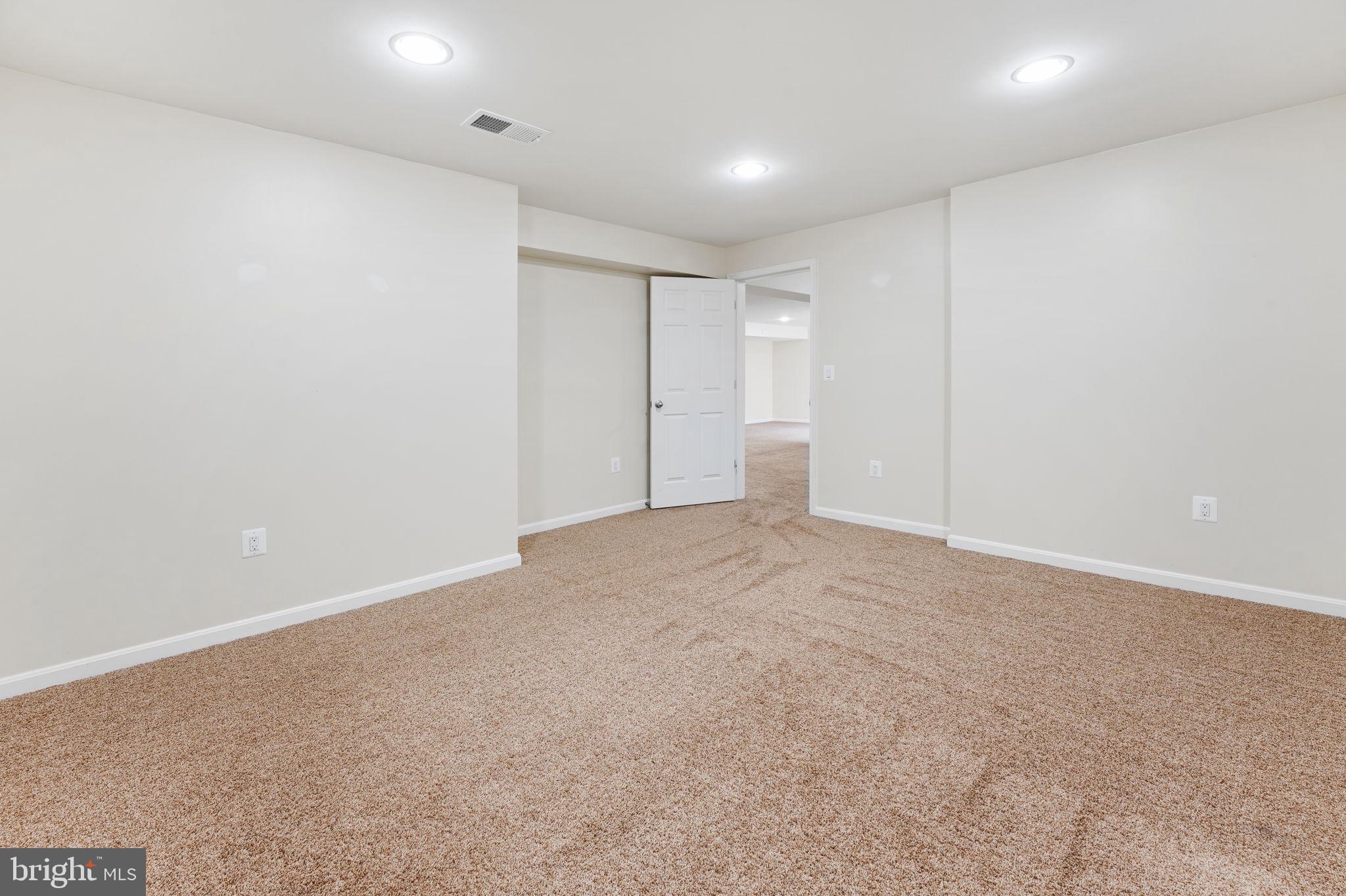 15198 Jennerette LANE