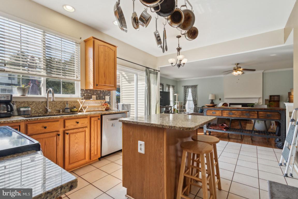5135 Olivia WAY