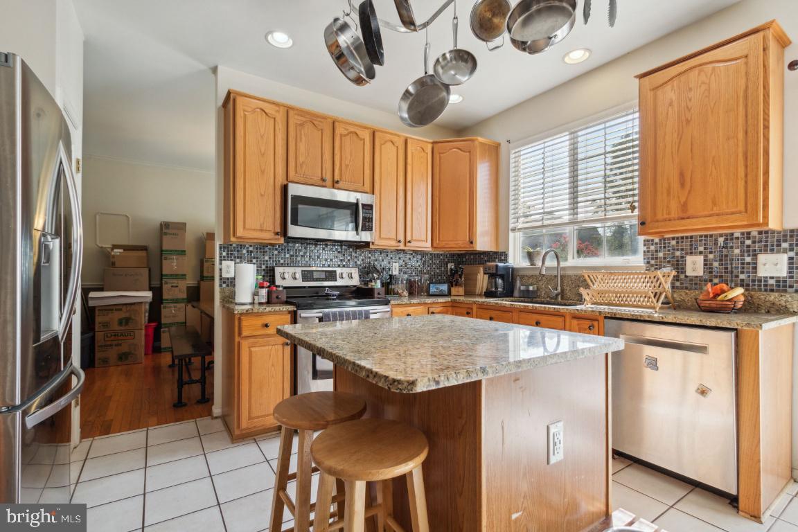 5135 Olivia WAY