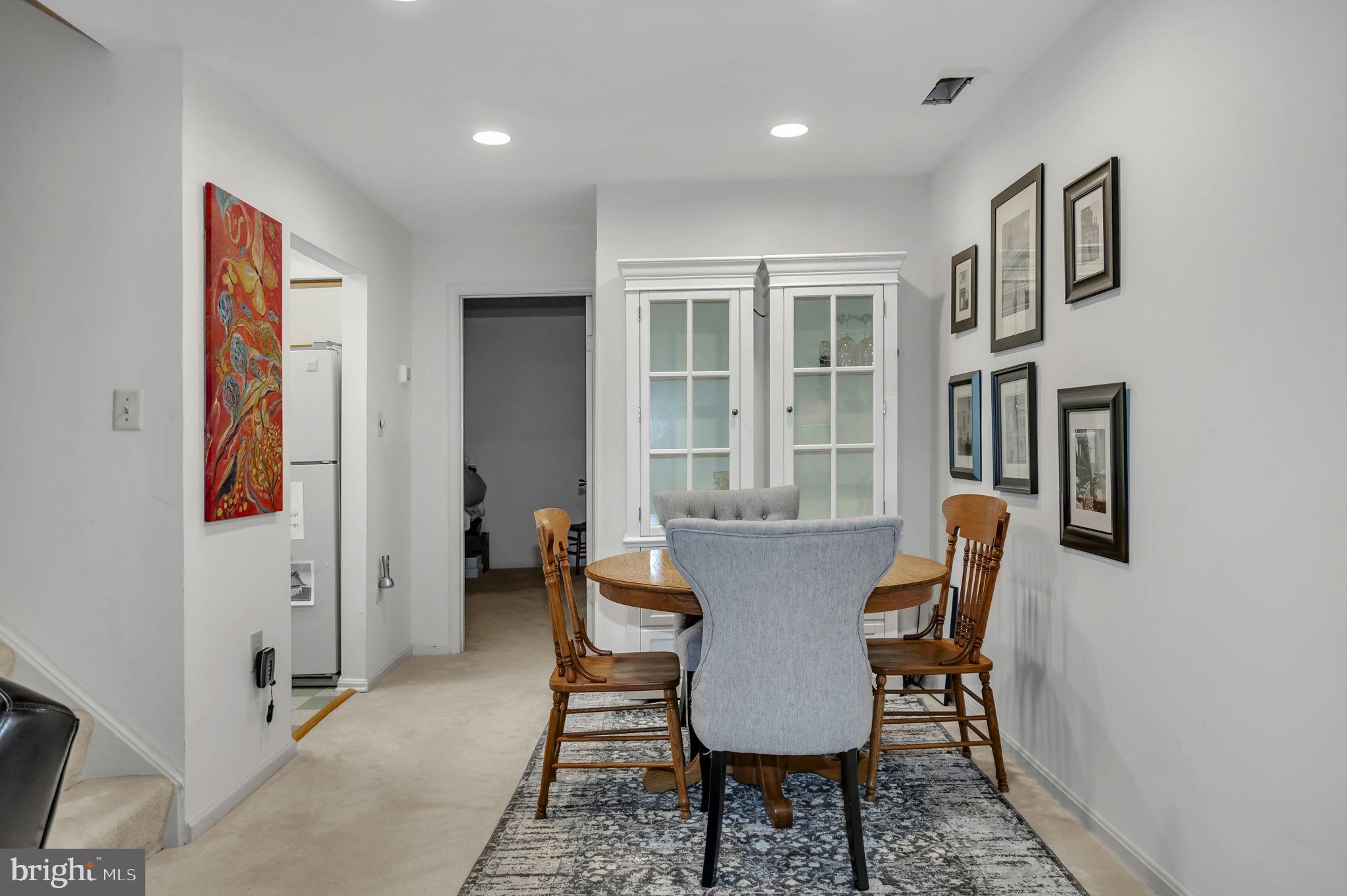 7561 Belle Grae DRIVE