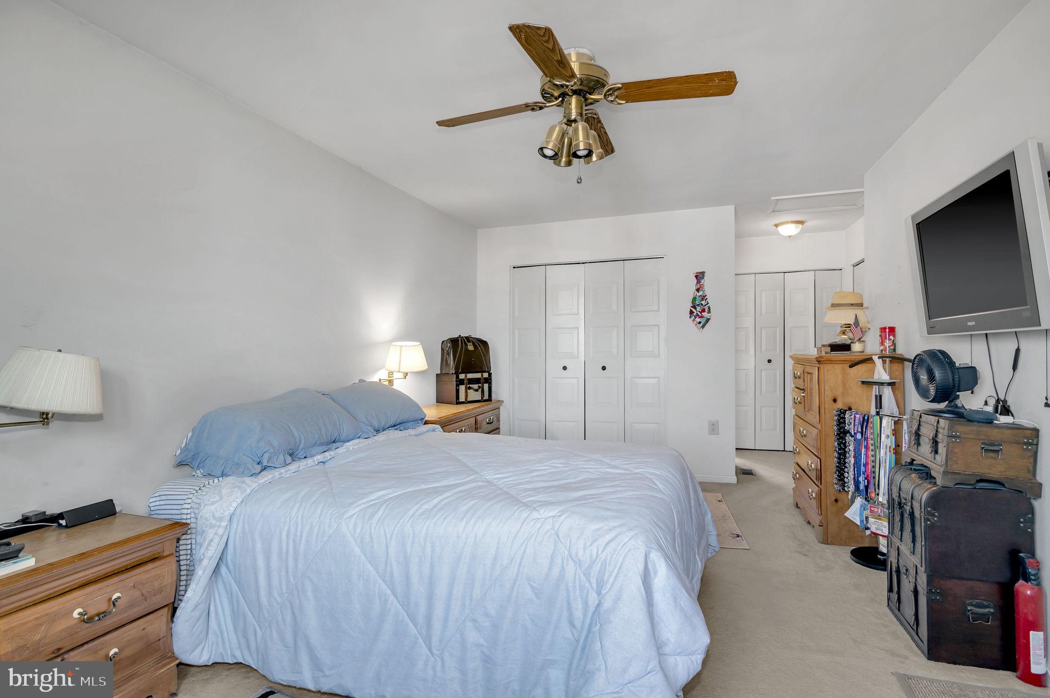 7561 Belle Grae DRIVE