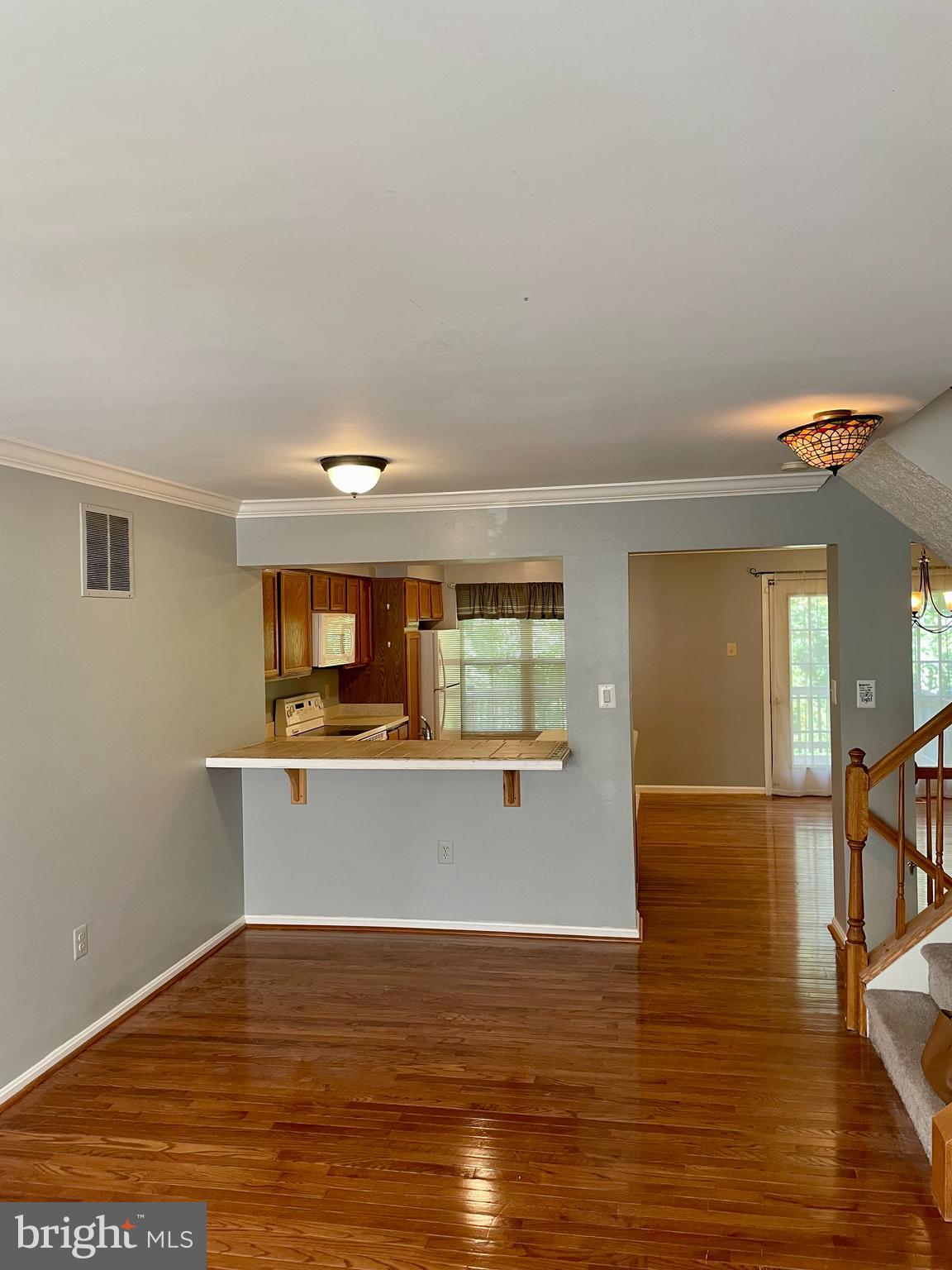 5041 Sanibel COURT