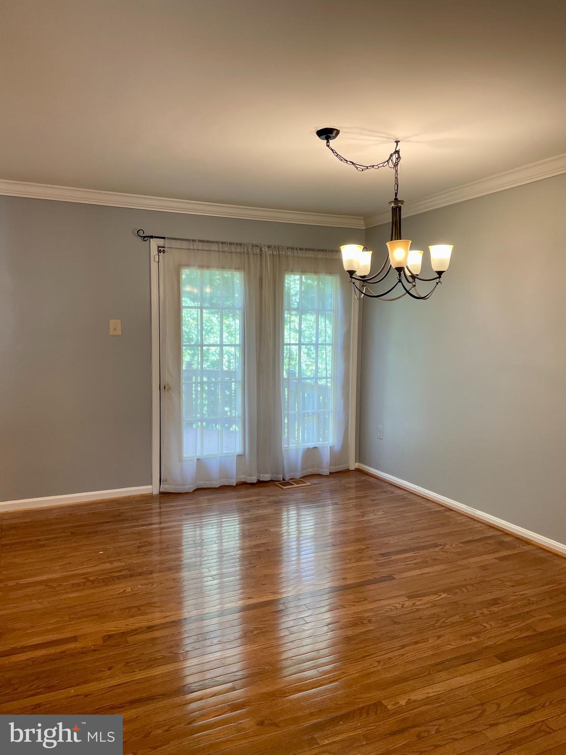5041 Sanibel COURT