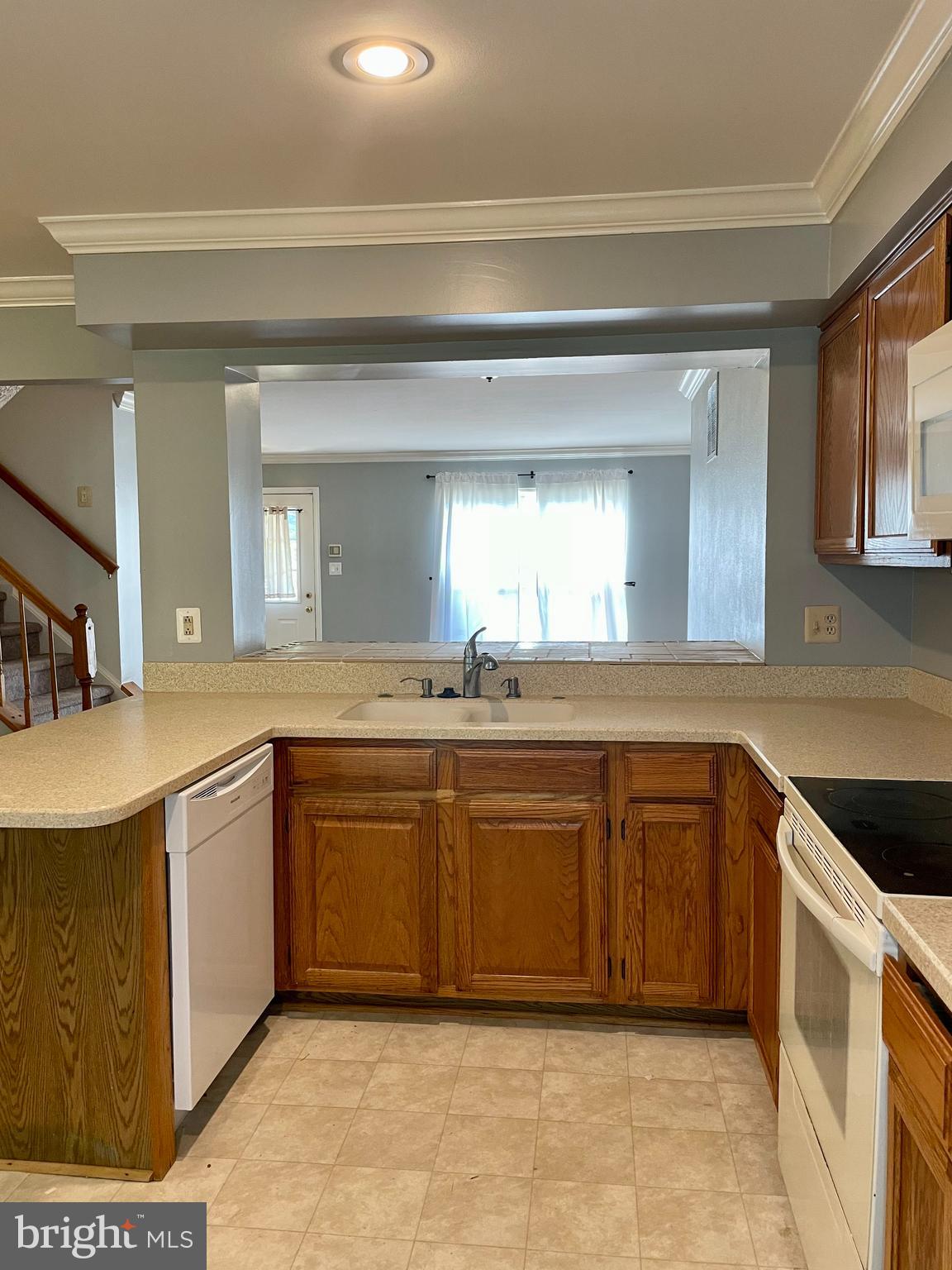 5041 Sanibel COURT