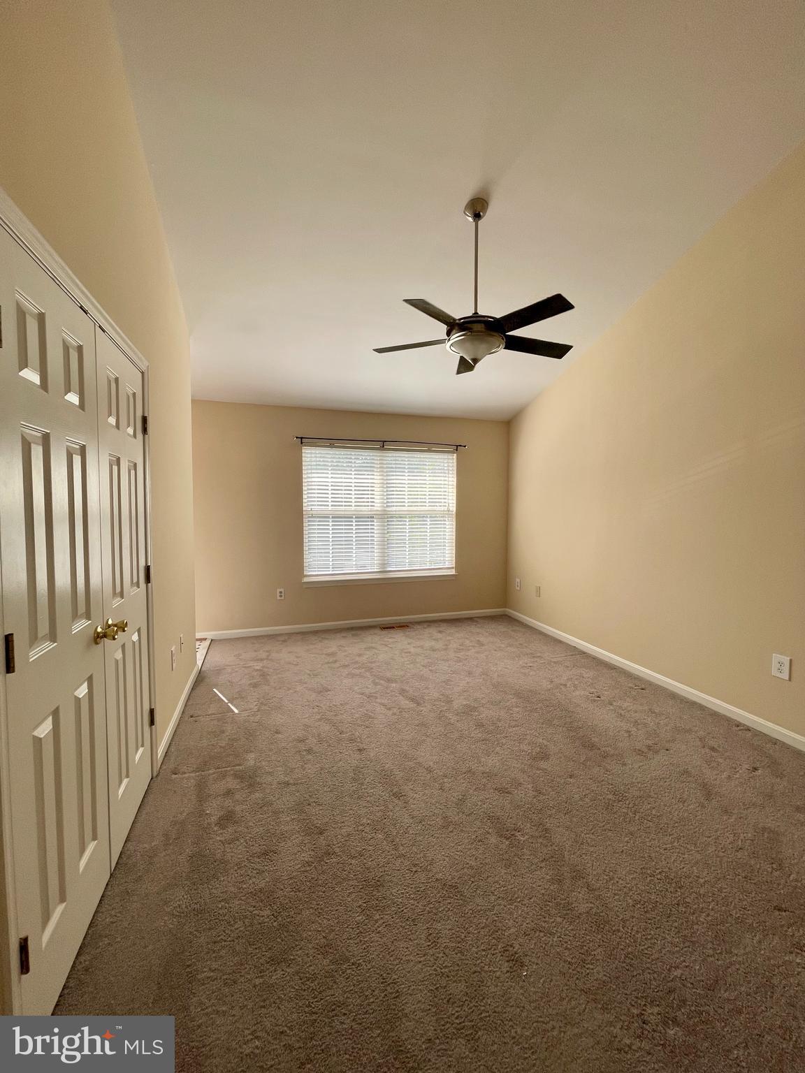 5041 Sanibel COURT