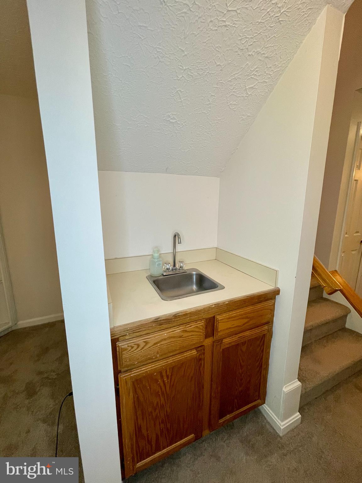 5041 Sanibel COURT