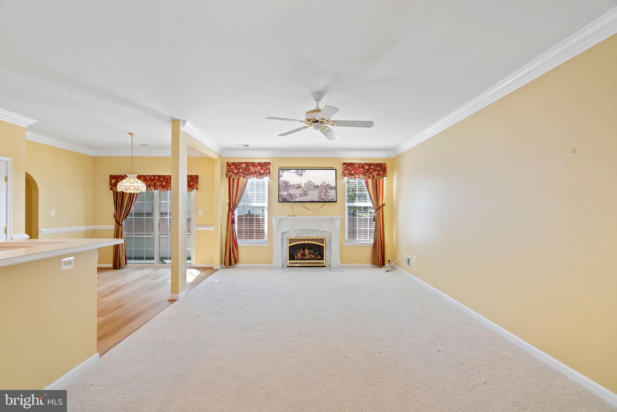 5835 Moonbeam DRIVE