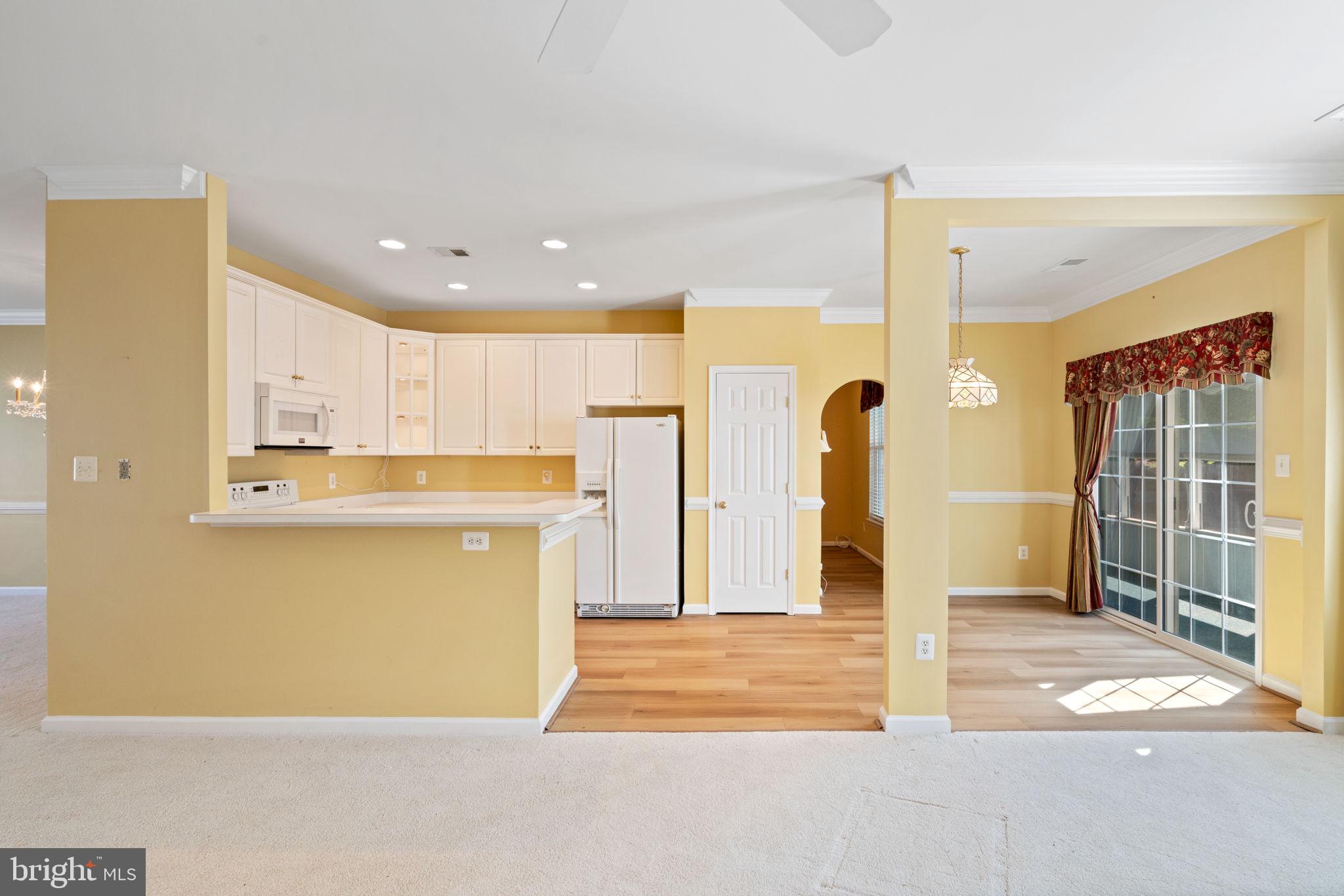 5835 Moonbeam DRIVE