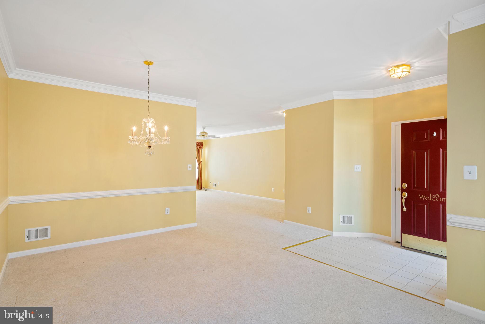 5835 Moonbeam DRIVE