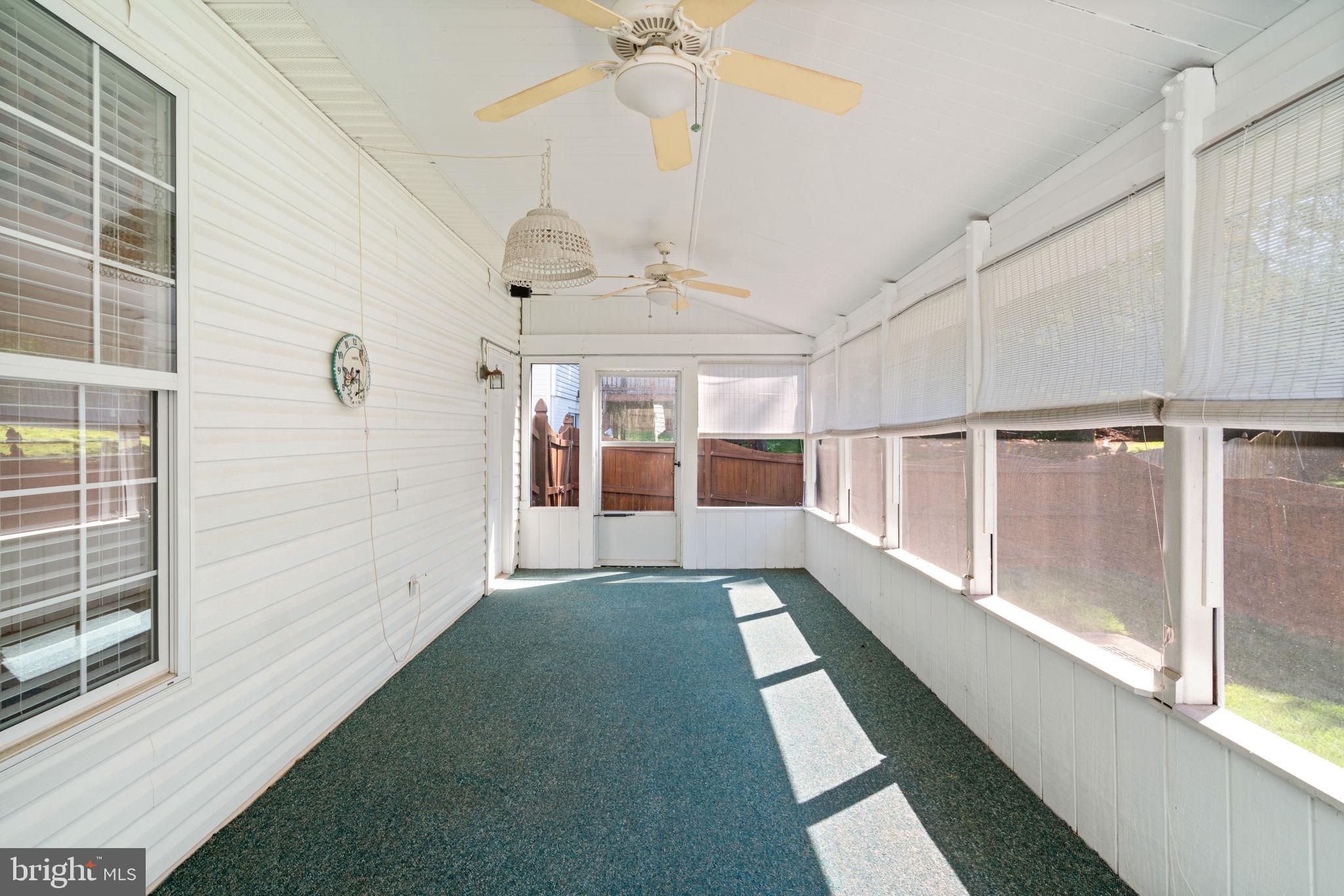 5835 Moonbeam DRIVE