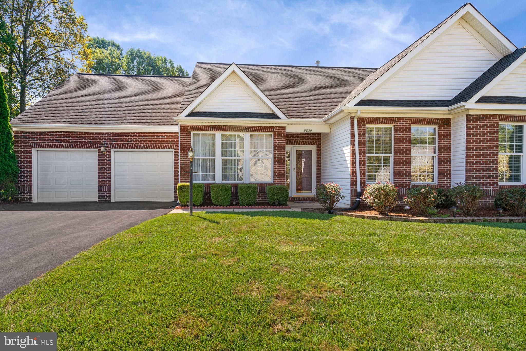 5835 Moonbeam DRIVE