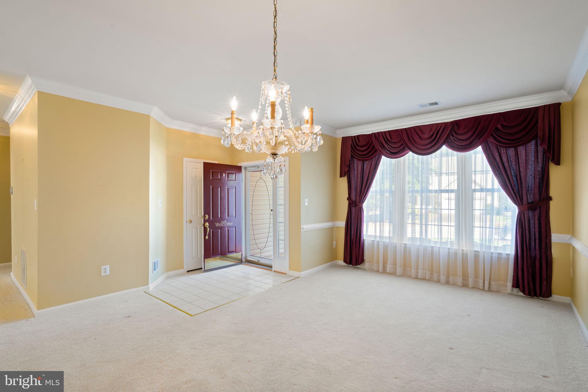 5835 Moonbeam DRIVE