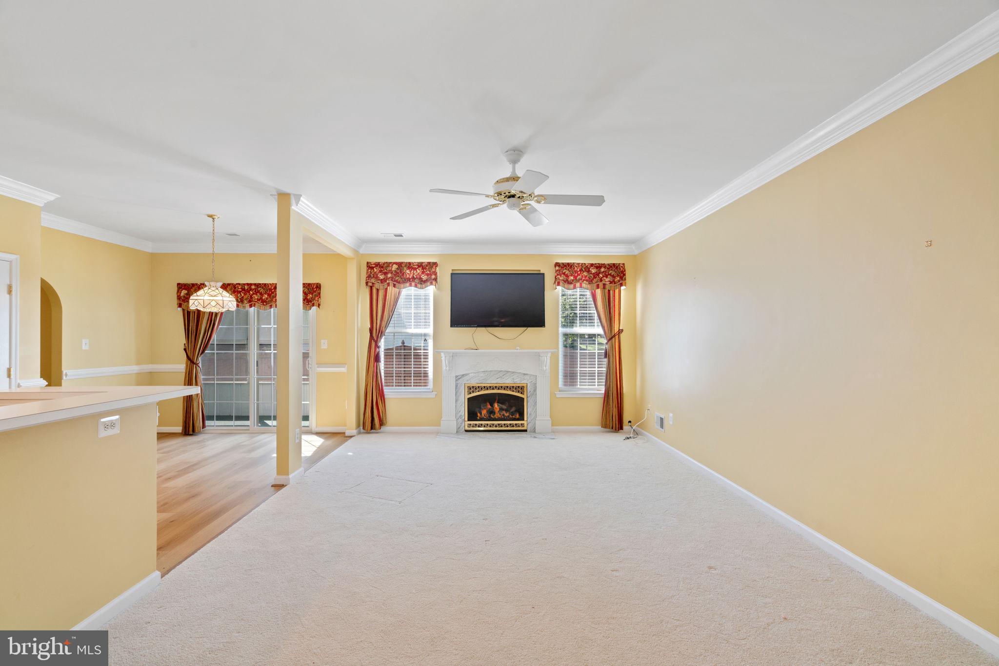5835 Moonbeam DRIVE