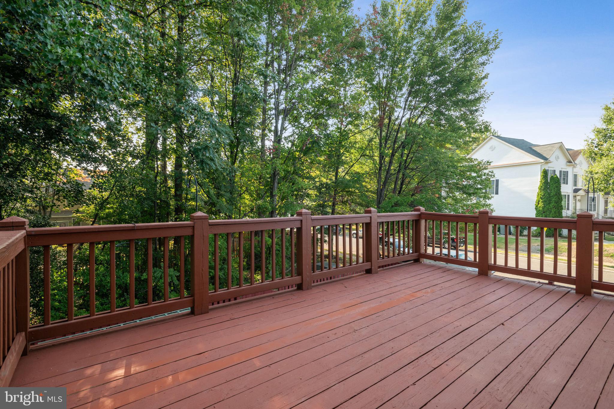 5163 Race Pointe PLACE