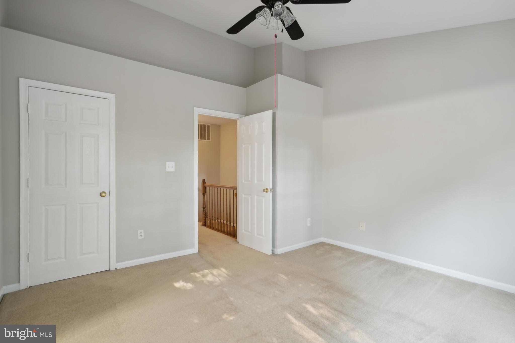 5163 Race Pointe PLACE