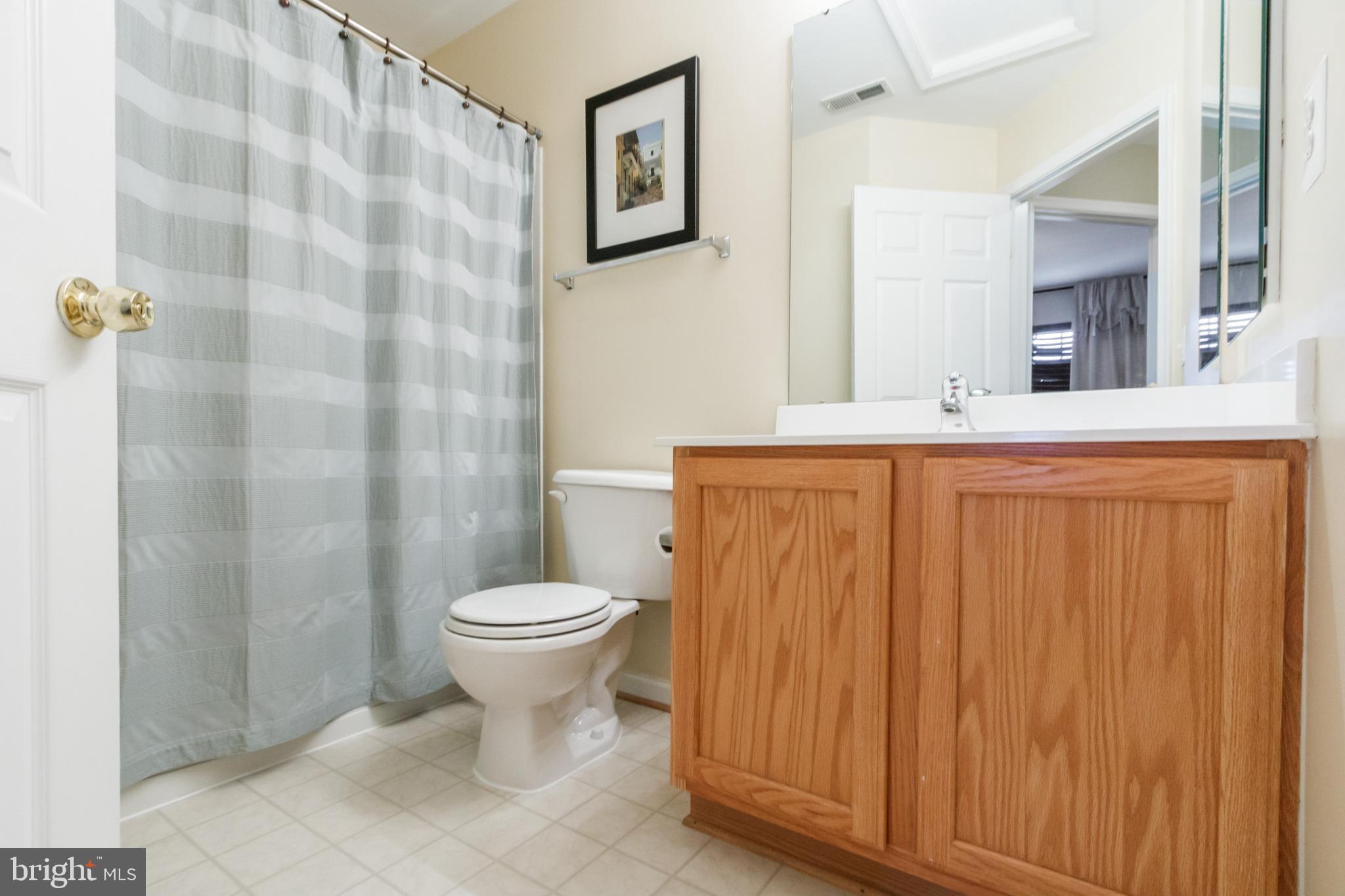 1500 Grosbeak COURT