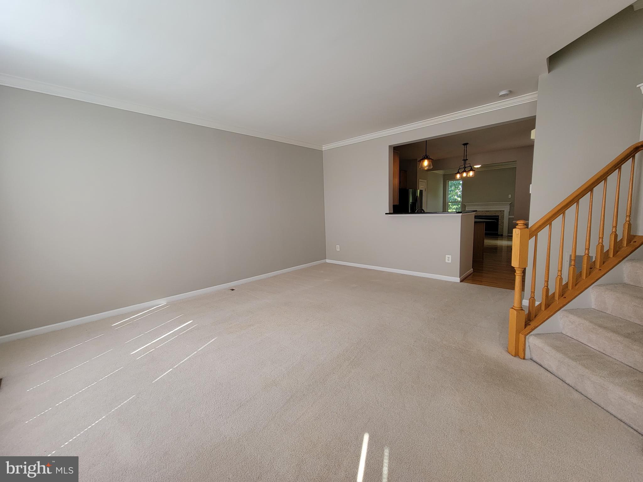 1500 Grosbeak COURT