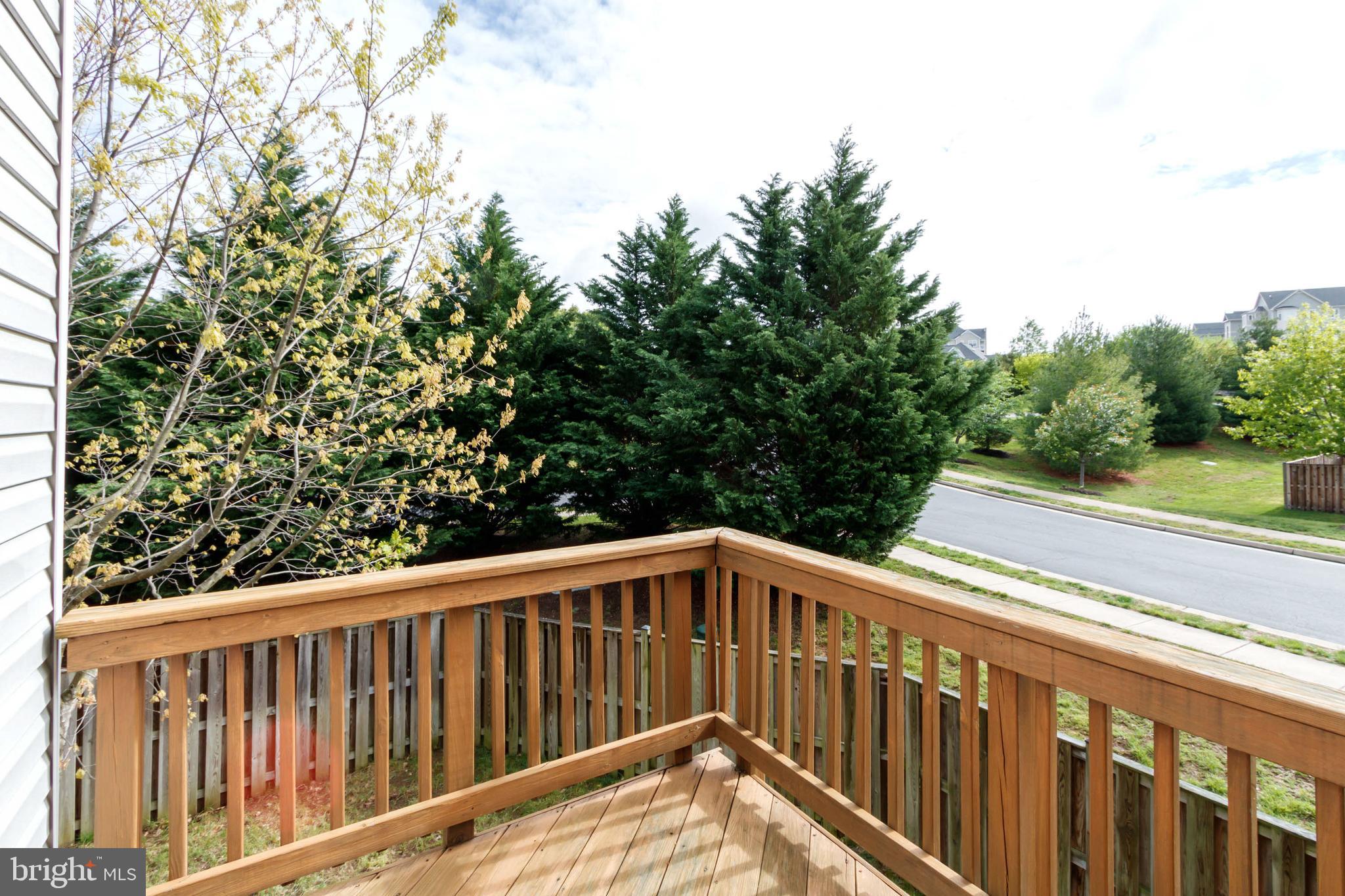 1500 Grosbeak COURT