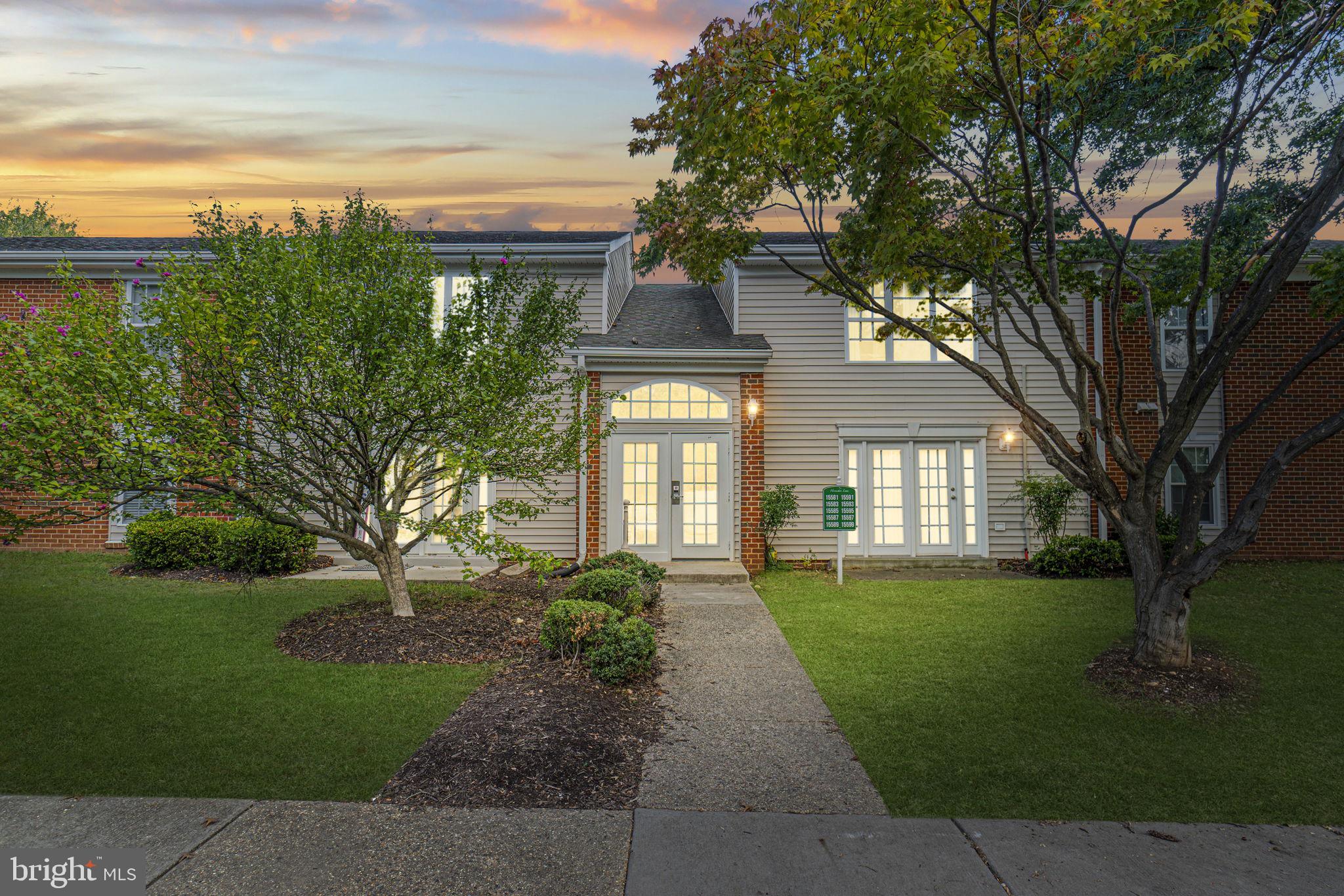 15597 Horseshoe LANE