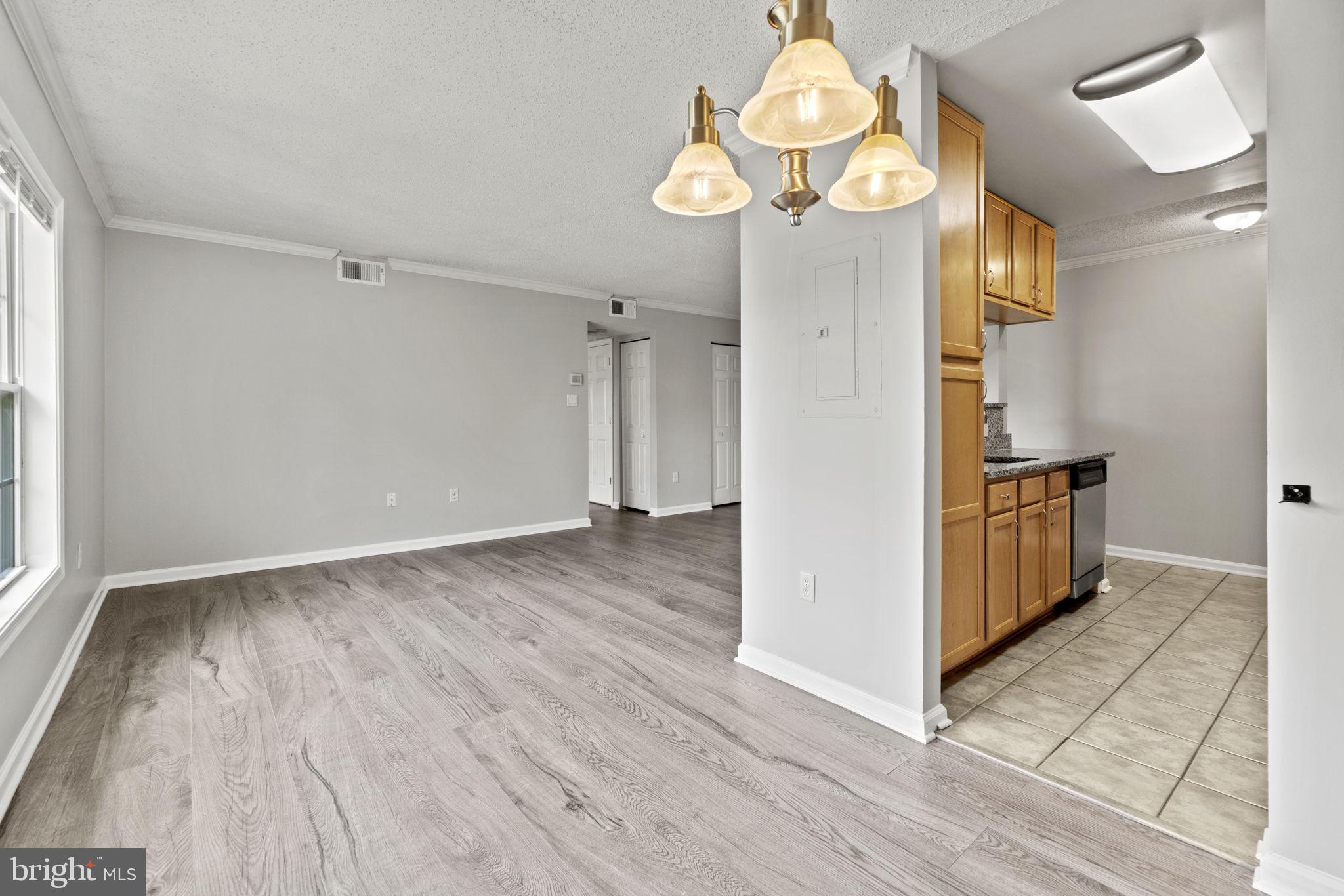 15597 Horseshoe LANE
