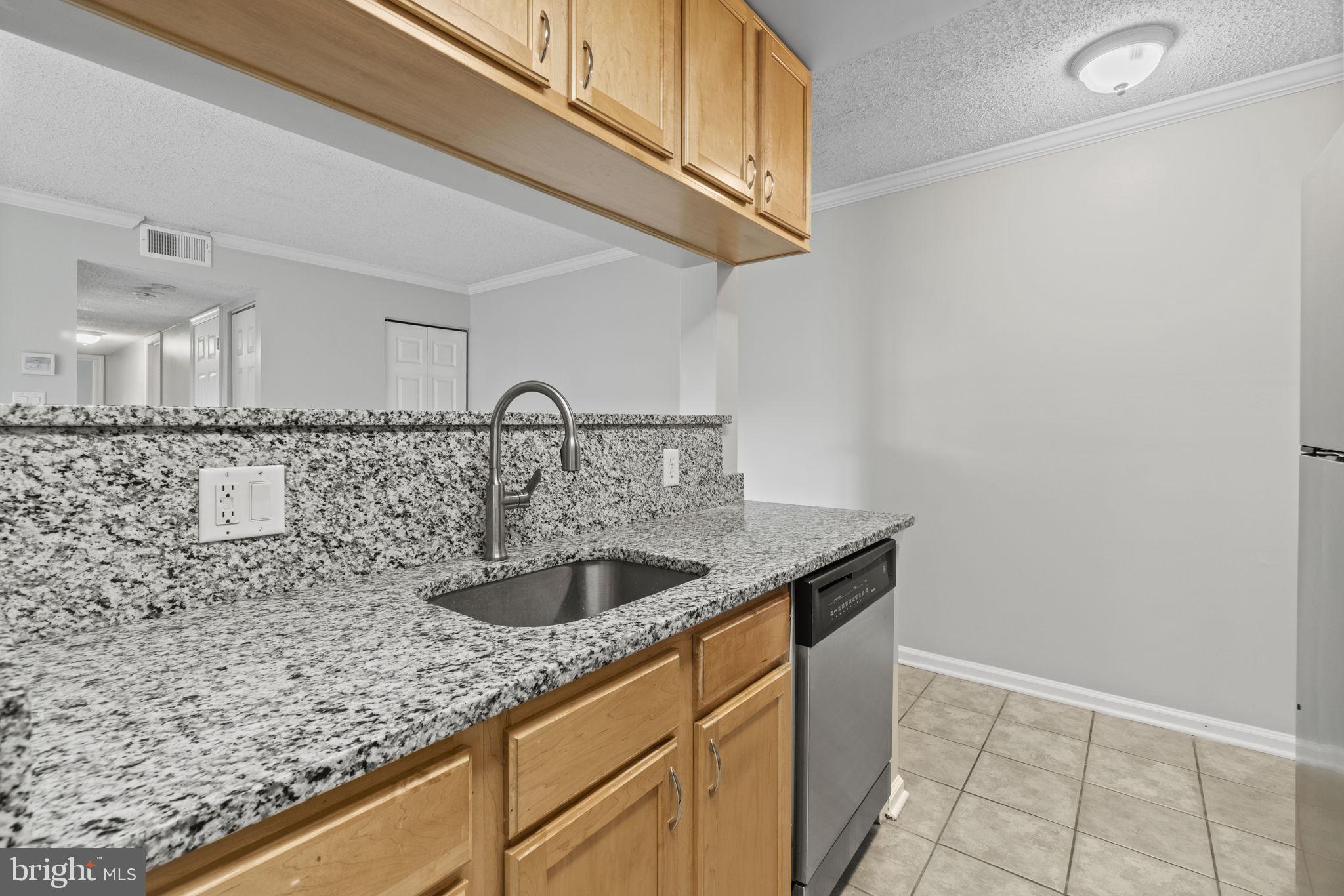 15597 Horseshoe LANE