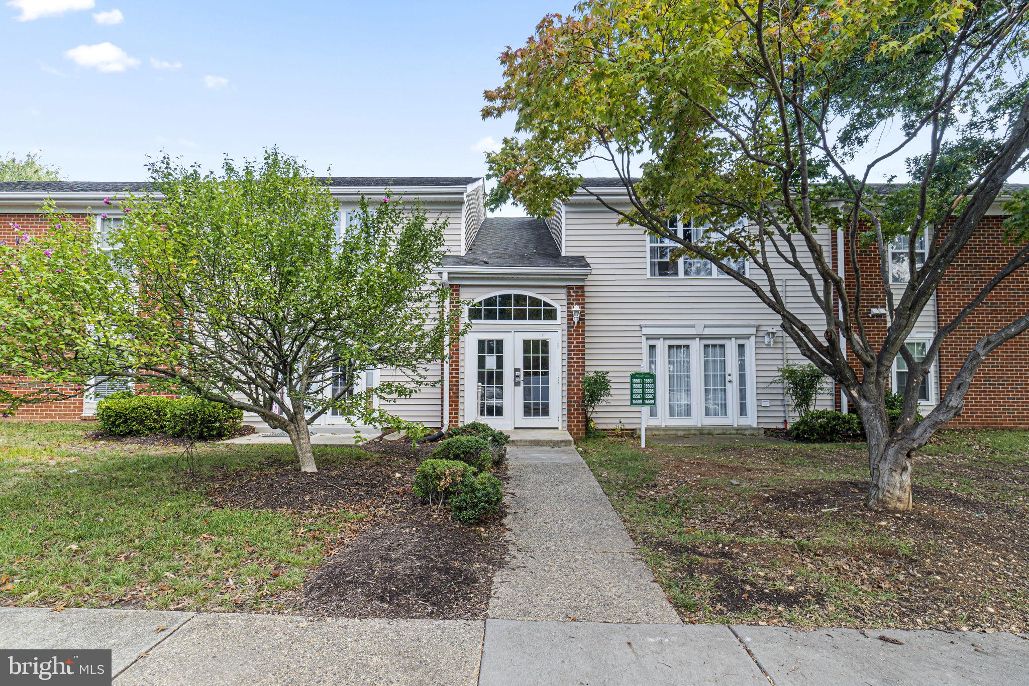 15597 Horseshoe LANE