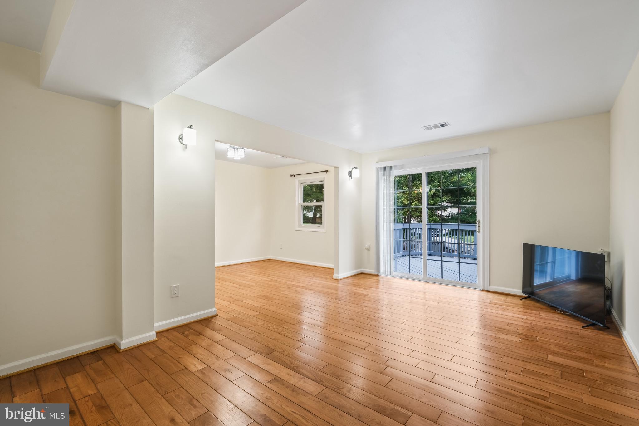 7536 Quail Run LANE