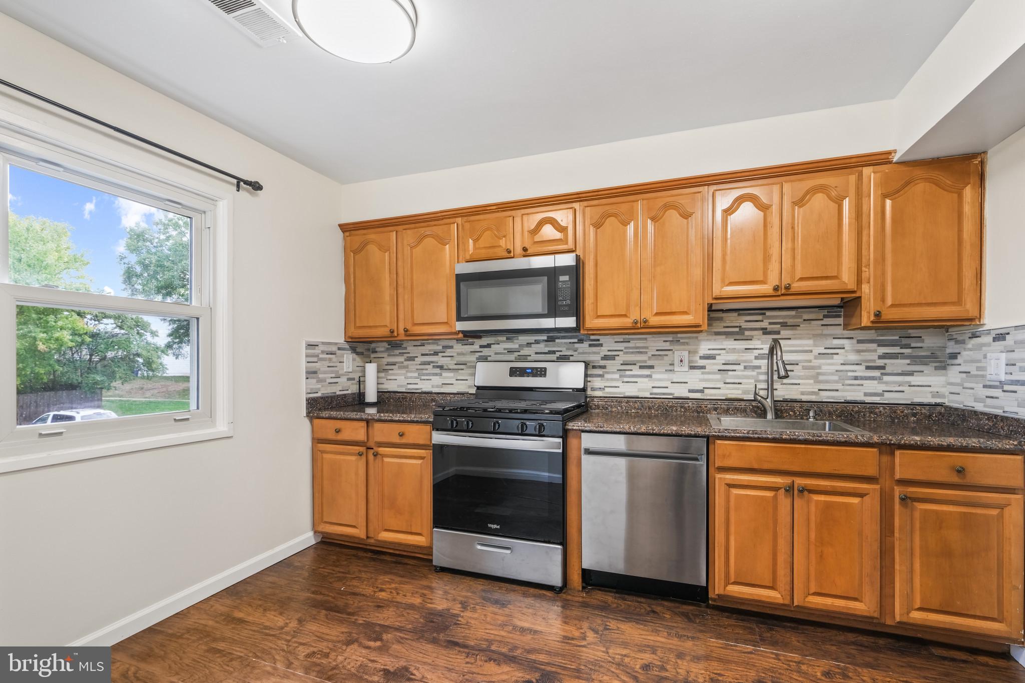 7536 Quail Run LANE