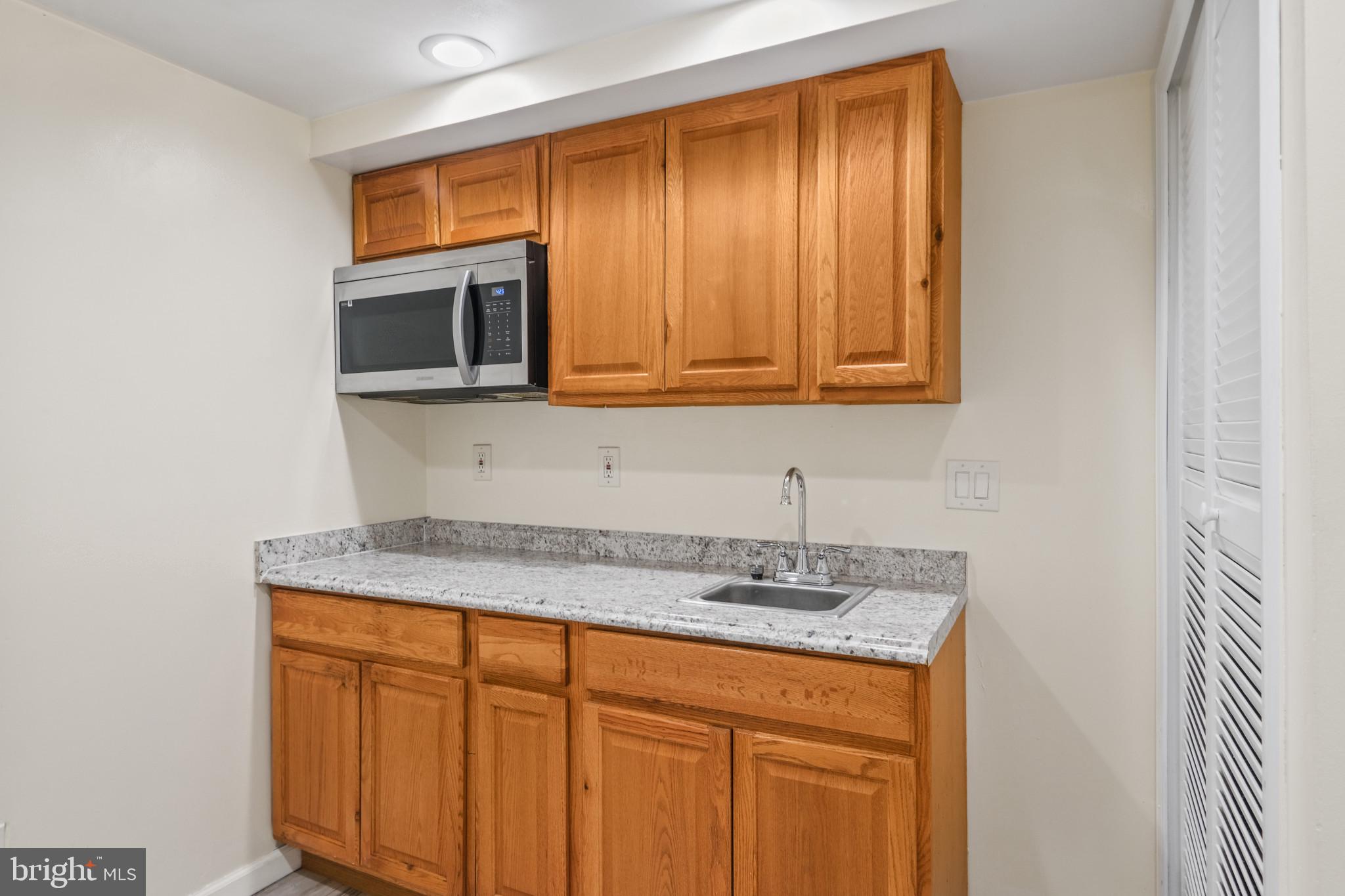 7536 Quail Run LANE